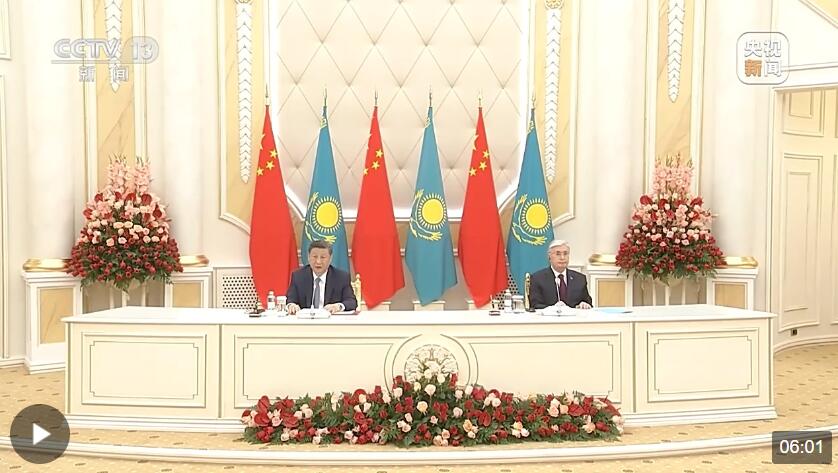 习近平同哈萨克斯坦总统托卡耶夫共见记者