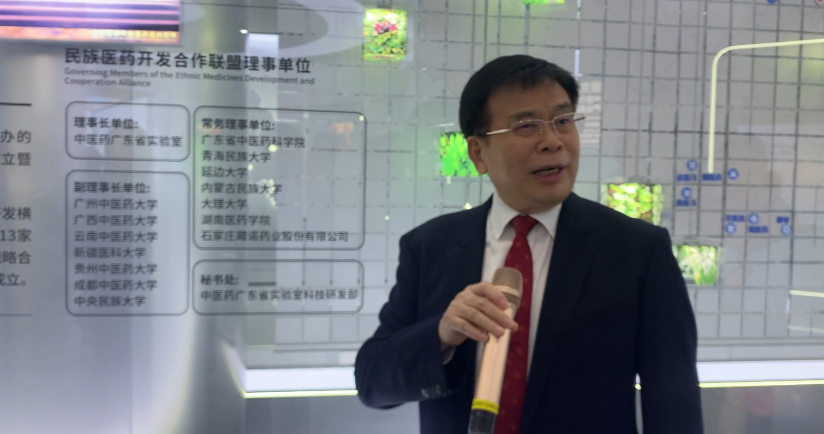 （有片）粵港澳媒體灣區行｜大文記者感受三個「近」　粵澳助力中醫藥創新出海