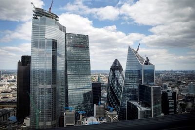 英国在特朗普对英国进行国事访问前强调美国银行和花旗的投资