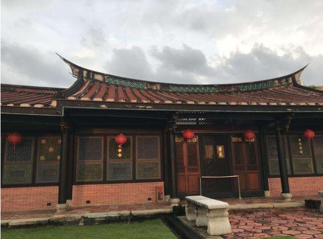 一封家书与一个拥抱：台湾光复80年后的家族印记与精神传承