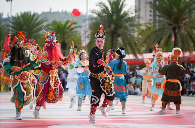 【视频】汕头潮阳英歌“舞”动乡村体育新气象｜乡村体育 出圈出彩