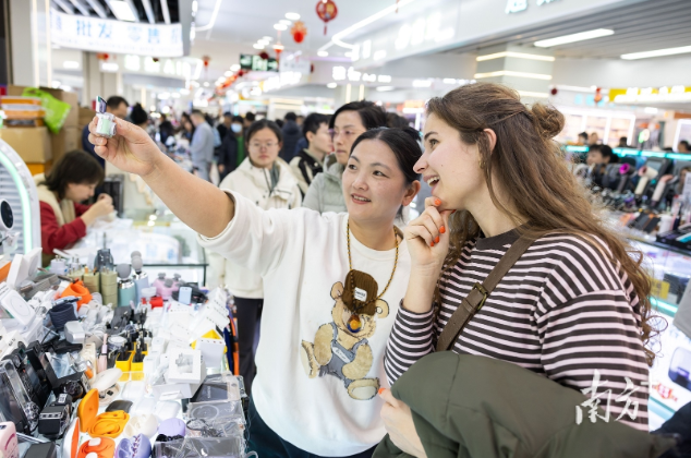 来中国必逛的“手信街”，我只服华强北｜洋客商带广货