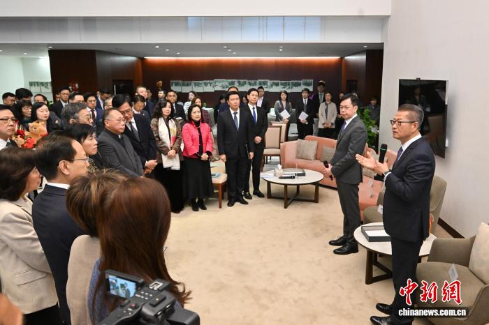 陈茂波：香港培育新质生产力成果正逐渐显现