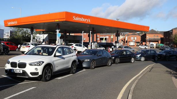 英媒：霍尔木兹海峡成美伊谈判“胶着点”