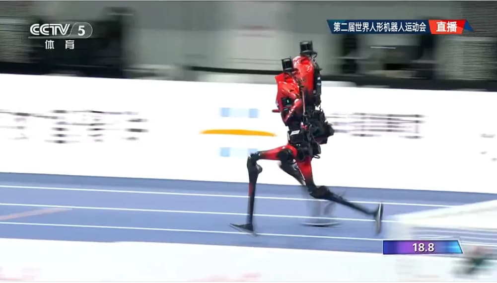 快如“闪电”！荣耀机器人再破人类纪录
