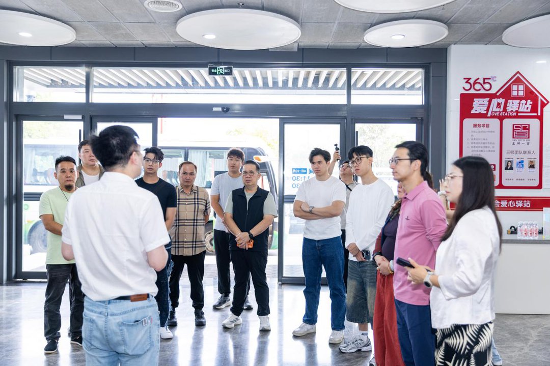“数智首府”如何炼成？海外华文媒体高层探访红谷滩